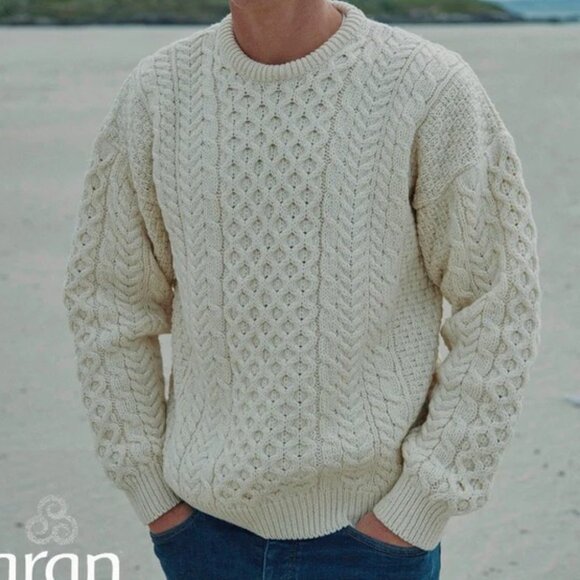 CARRAIG DONN IRISH FISHERMAN'S SWEATER - Picture 16 of 16